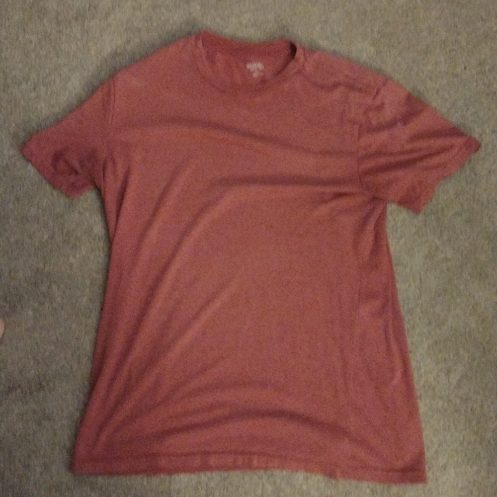 Maroon Mossimo medium men's tshirt